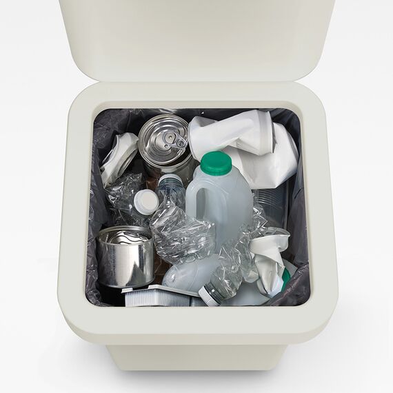 Контейнер для мусора с двумя баками Totem Pop 40 л белый, Joseph Joseph, изображение 4