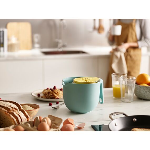 Набор из кувшина 2,5 л, мерной чаши 0,47 л и соковыжималки Nest Trio, Joseph Joseph, изображение 2