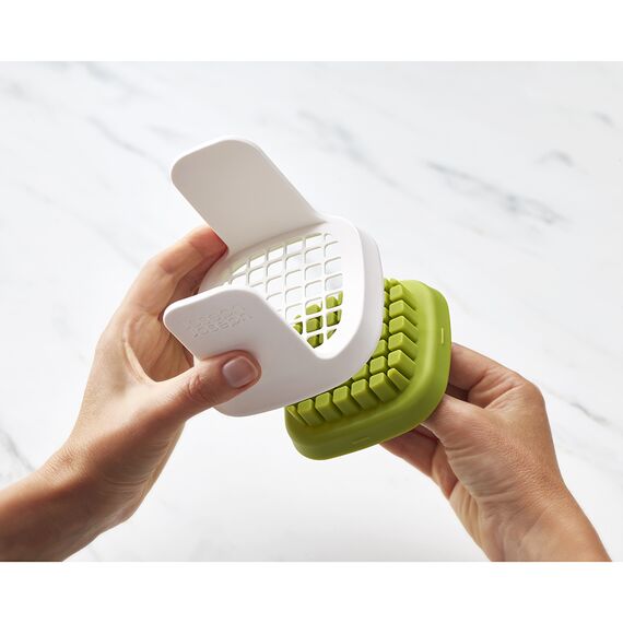 Пресс-измельчитель для овощей ChopCup белая, Joseph Joseph, изображение 7